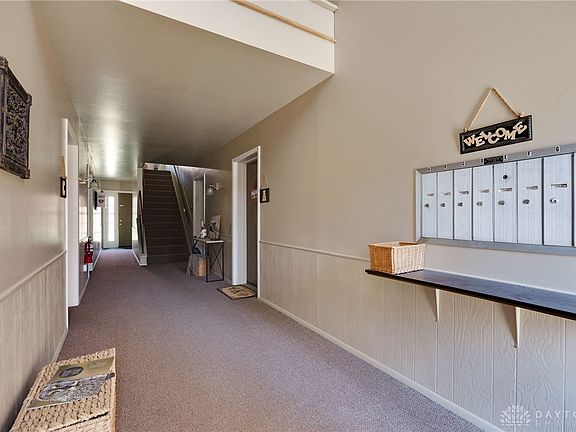 4th image of 620 Kitrina Ave #E