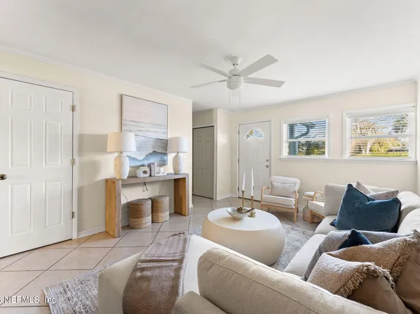 836 CAVALLA Road, Atlantic Beach, FL 32233