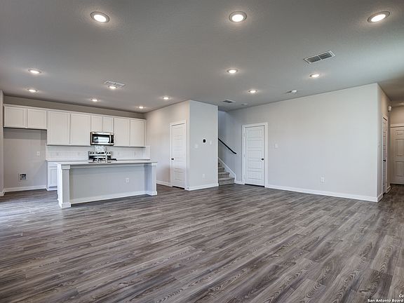 5th image of 5935 W Hausman Road Bldg#9