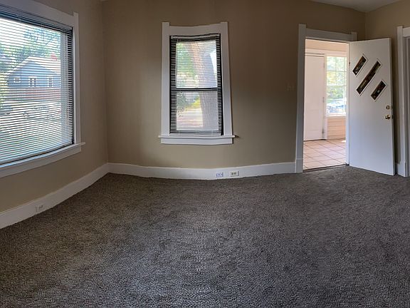 Living Room_08152022