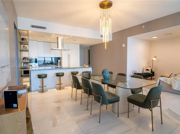 700 NE 26th Ter, Miami, FL