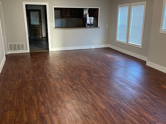 4th image of 2021 Magnolia St