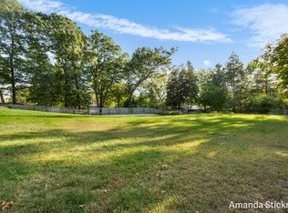 1410 Bowdoin St SE, Kentwood, MI 49508