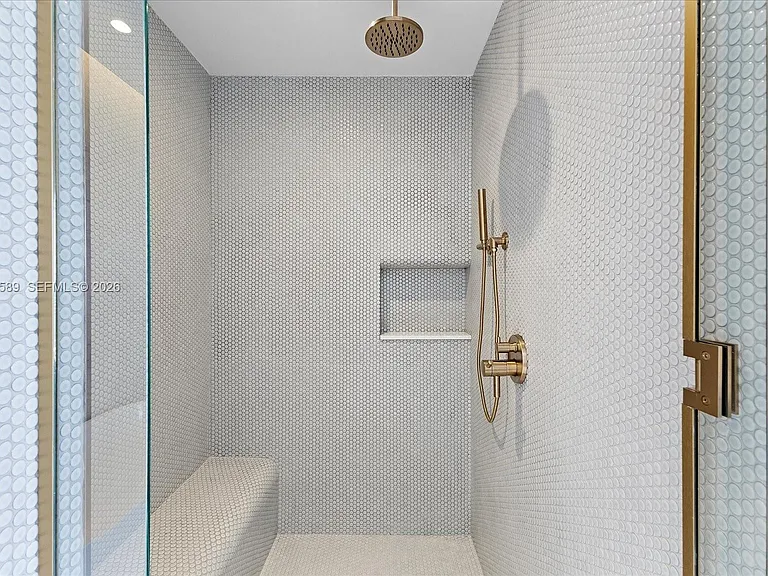2678 Tigertail Ave #1001 — Photo 14