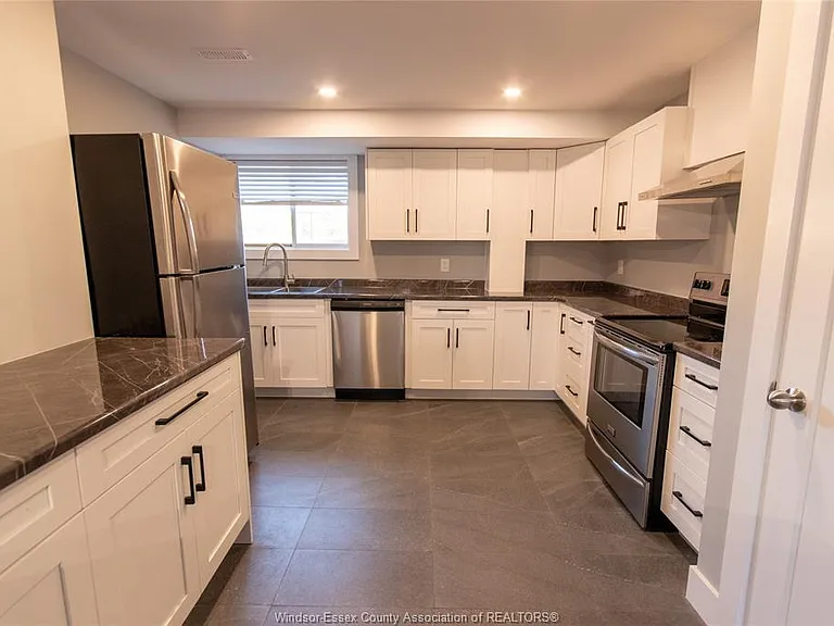 3134 Riberdy Rd #LOWER — Photo 10
