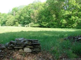 73 Kearney Rd, Pomfret Center, CT 06259