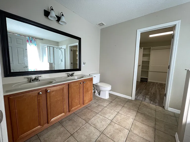 9944 Chorlton Cir — Photo 10