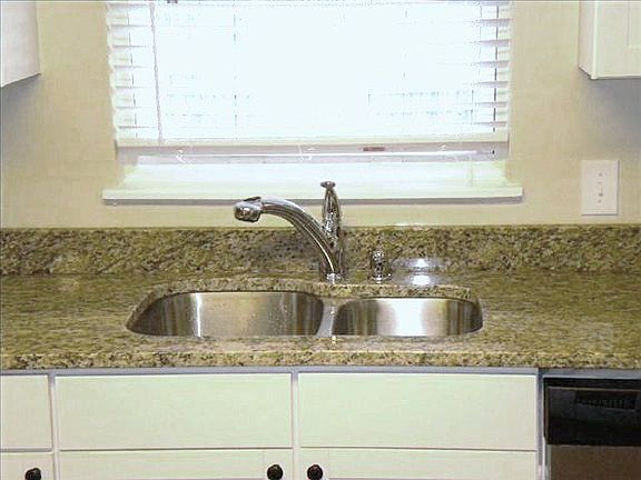 Undermount Sink