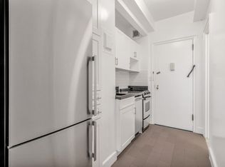 307 E 44th St APT 512, New York, NY 10017