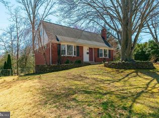 8805 Cromwell Dr, Springfield, VA 22151