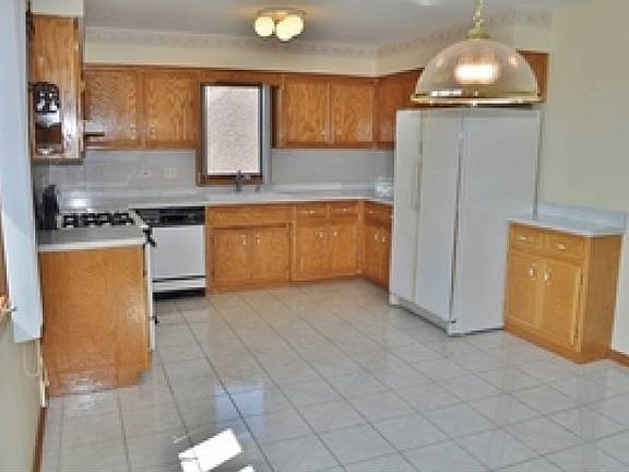 2nd image of 13133 W Choctaw Trl