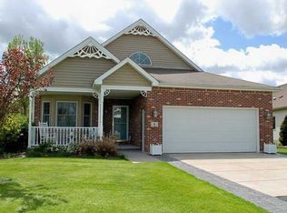 6 Spring Way, Lancaster, NY 14086