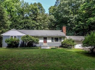 45 Old Middle Rd, Brookfield, CT 06804