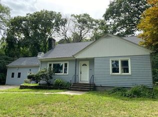 490 Rocky Hill Rd, Scituate, RI 02857