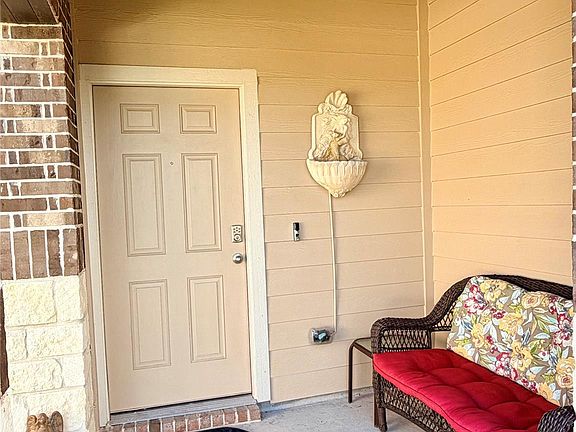 5th image of 214 Pecos Dr