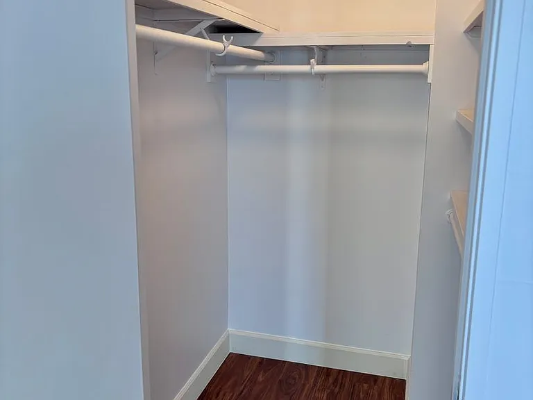796 Isenberg St #9B — Photo 12