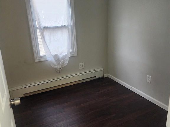 5th image of 11949 165th Street