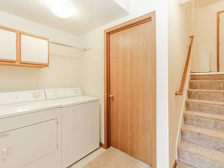 Hightree Townhomes — Photo 36
