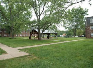 College Square Apartments, Bloomington, IN 47401