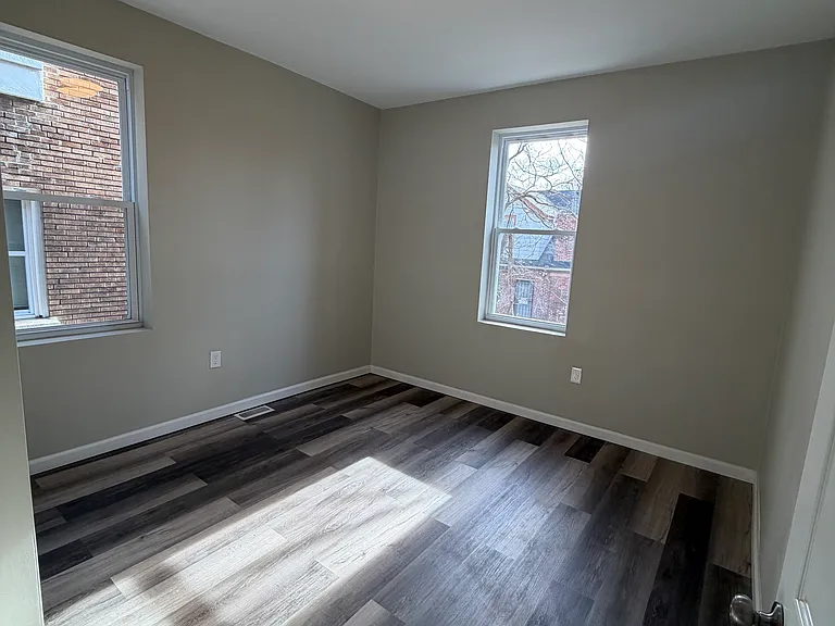 537 Prospect Pl #1 — Photo 8