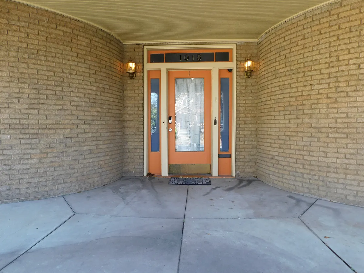 Building Photo - 1015 Scott St #1