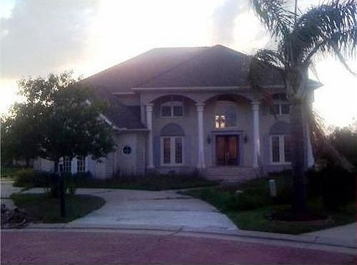 1st image of 271 Oakmont Dr