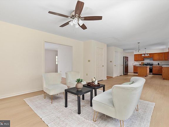 3rd image of 109 Artillery Rd