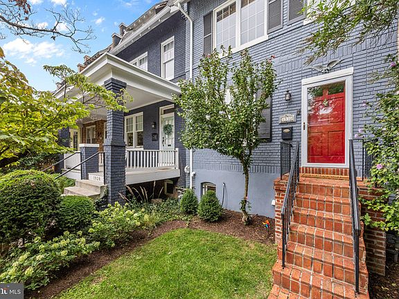 3rd image of 1930 37th St NW