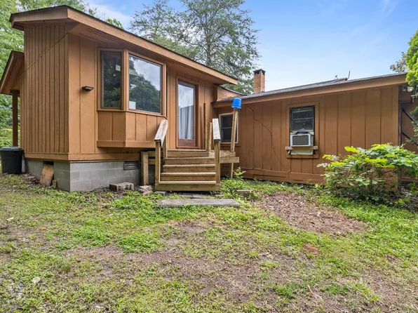 161 Cove Rd, Inman, SC 29349