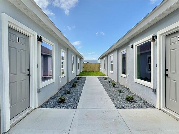 3rd image of 5605 Northwestern Ave #2