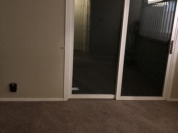 3rd image of 403 Charleston Dr