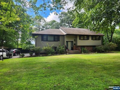 140 Schraalenburgh Rd, Haworth, NJ, 07641