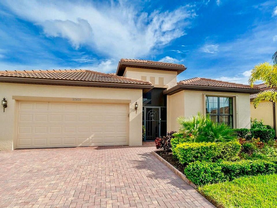 1st image of 20474 Pezzana Dr