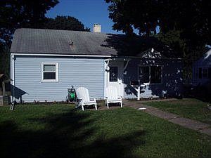 1st image of 411 Shelbourne St