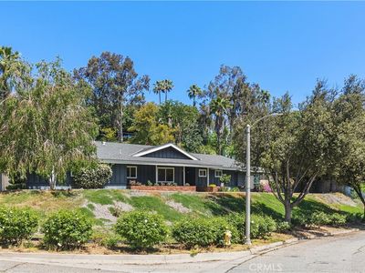 2401 Shadow Hill Dr, Riverside, CA, 92506