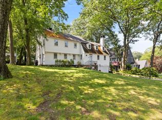 28 Pilgrim Rd, Melrose, MA 02176
