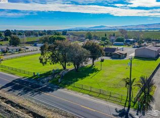 17500 Von Sosten Rd, Tracy, CA 95304