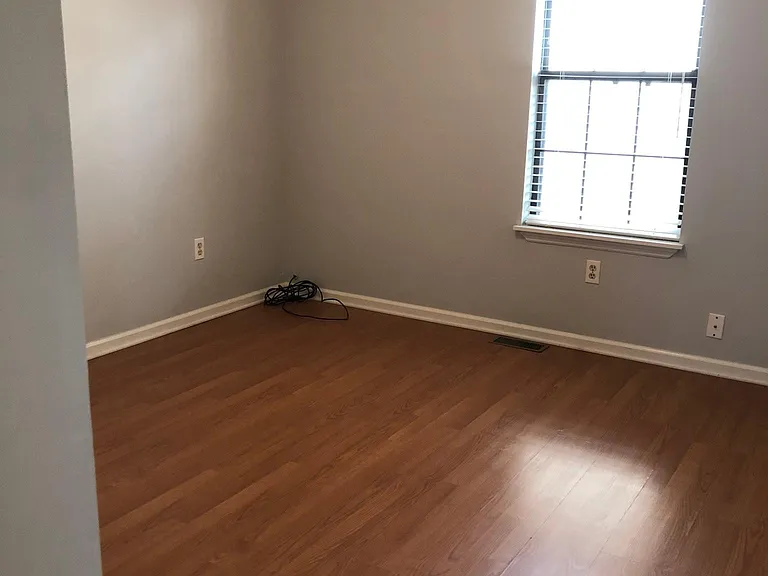 337 Chase Pl — Photo 10