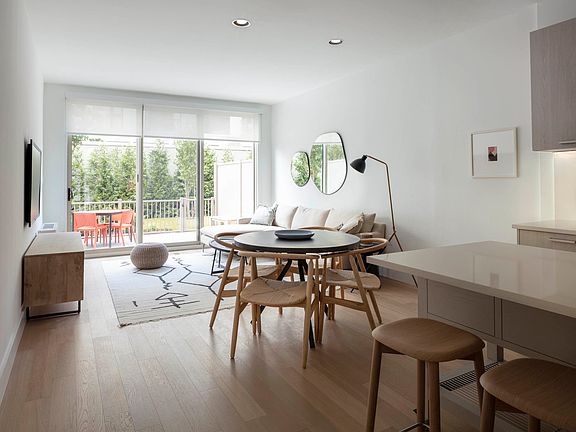 3rd image of 11-11A 46th Ave #Gd