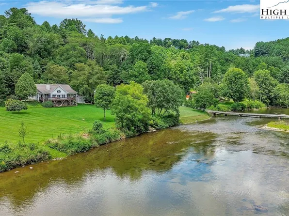492 Beau Rivage Drive, Crumpler, NC 28617