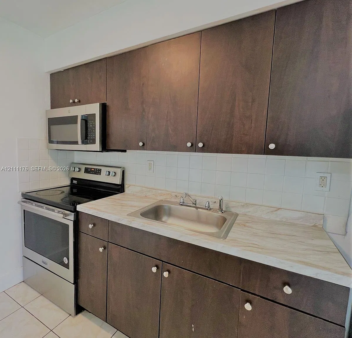 Fulford Heights — Photo 3