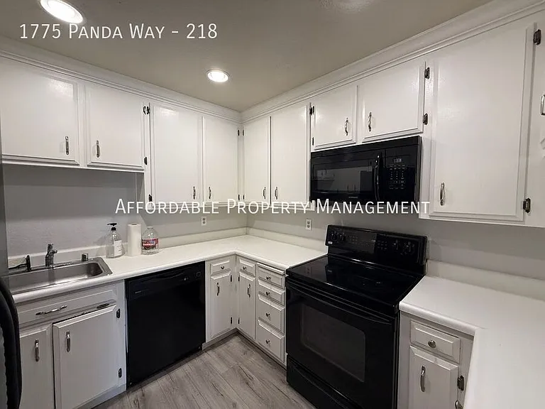 1775 Panda Way #218 — Photo 7