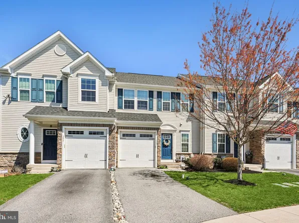 207 Cricket Dr, Malvern, PA 19355