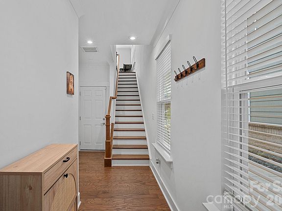 3rd image of 4012 Capital Ridge Ct