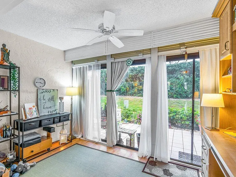 18855 Candlewick Dr — Photo 15