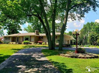 3842 Forrest St, Petersburg, MI 49270
