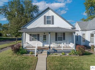 1101 E 4th St, Sedalia, MO 65301