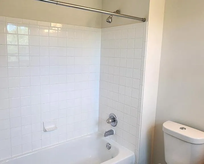 45512 Lakemont Sq — Photo 13