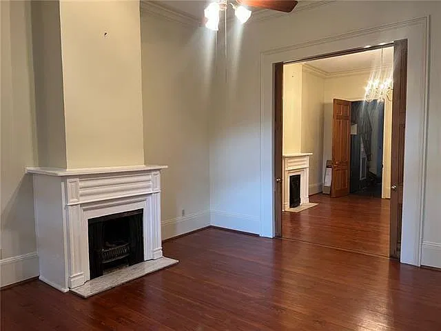 2 bed, 1.0 bath, 1200 sqft, $1,900 — Photo 2