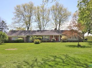 6149 Fallen Timbers Ln, Maumee, OH 43537